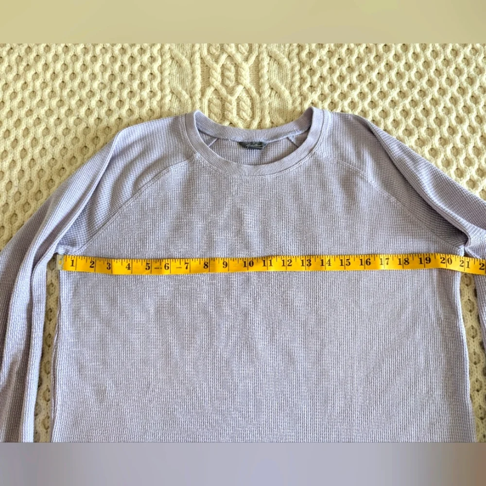 *EDDIE BAUER* MYRIAD Thermal Crewneck T-Shirt, Lilac, Sz. Large, VGUC! - Picture 2 of 6